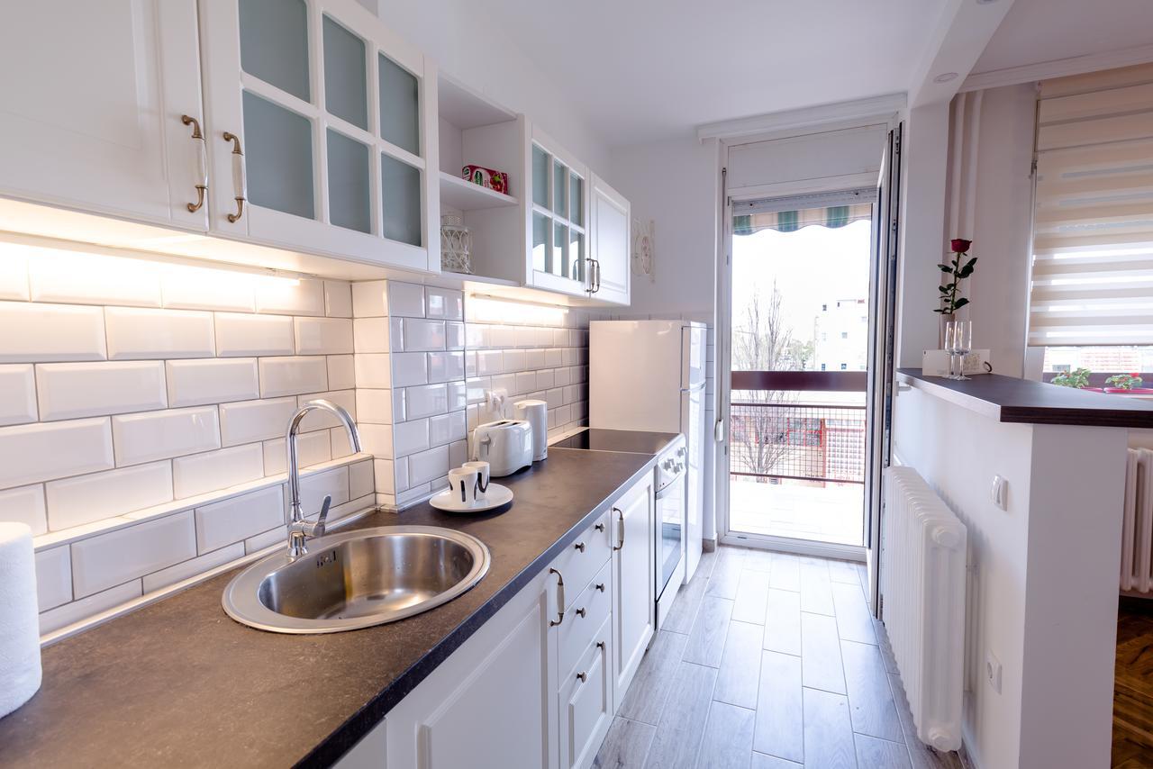 Apartman Arte Novi Sad Exterior foto